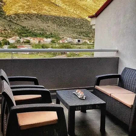 Sun Valley Apartment